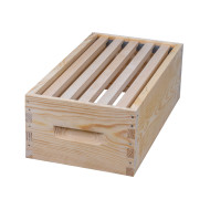DADANT 1/2 BOX JOINED NUC HONEY SUPER WITH 22mm THICK SPRUCE SIDES DADANT 1/2 BOX JOINED NUC HONEY SUPER WITH 22mm THICK SPRUCE SIDES